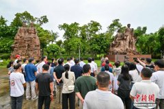 南侨机工后人忆先辈抗战:舍命才是真豪杰,爱国方为大丈夫